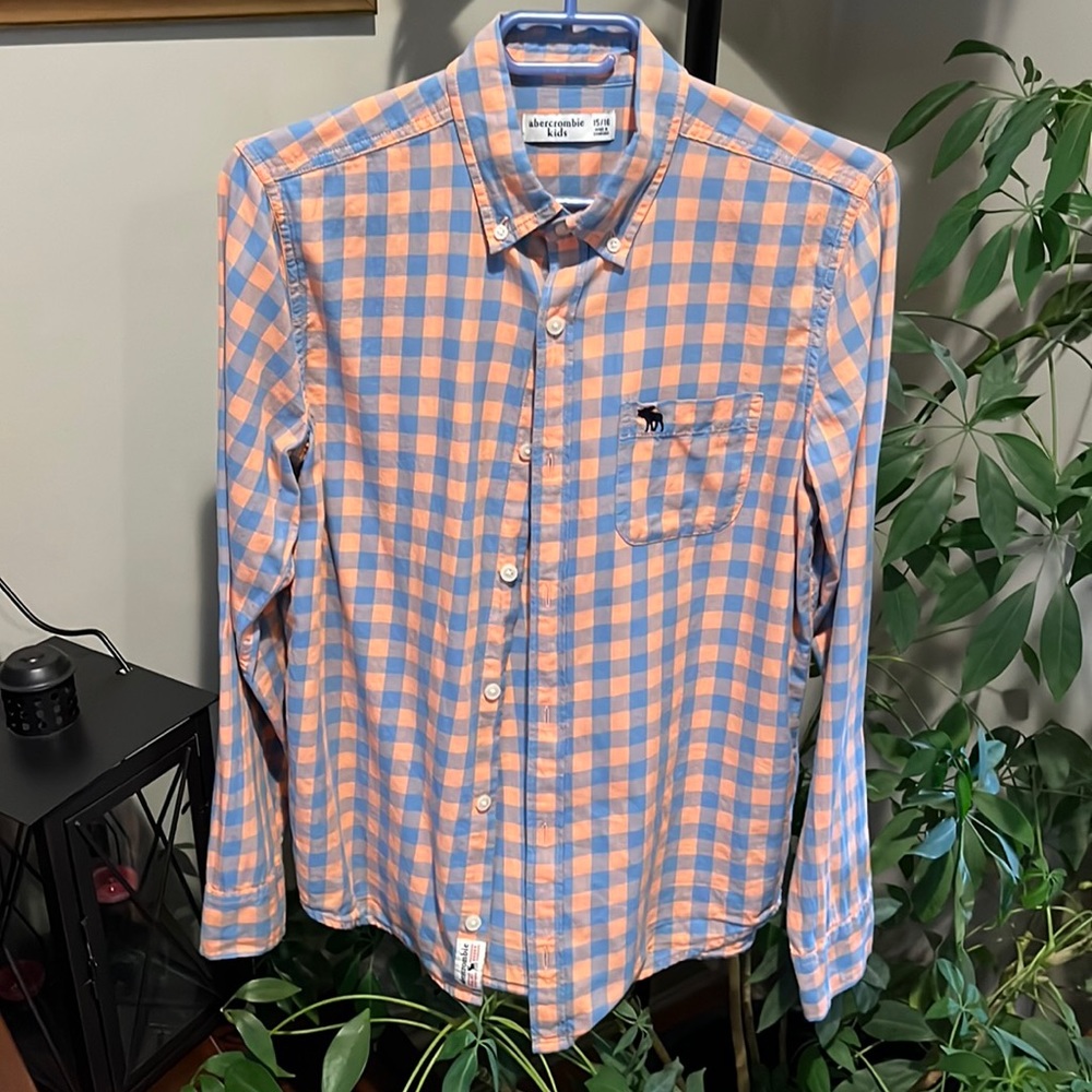 Abercrombie kids 15/16 kids long sleeve shirt, button up.  Excellent condition